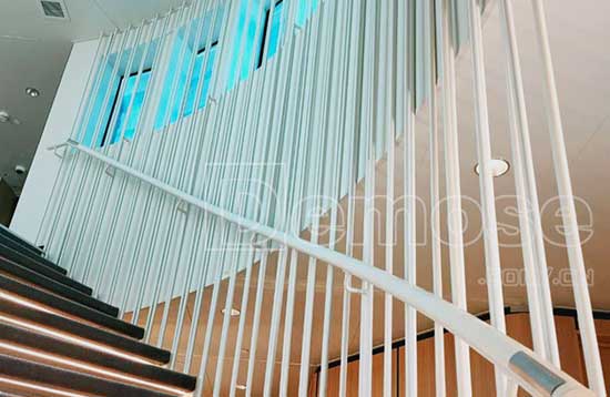 不銹鋼樓梯扶手 不銹鋼樓梯扶手