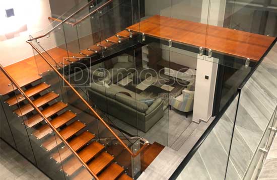 不銹鋼玻璃欄桿扶手不清楚購買哪些規(guī)格該怎么辦?