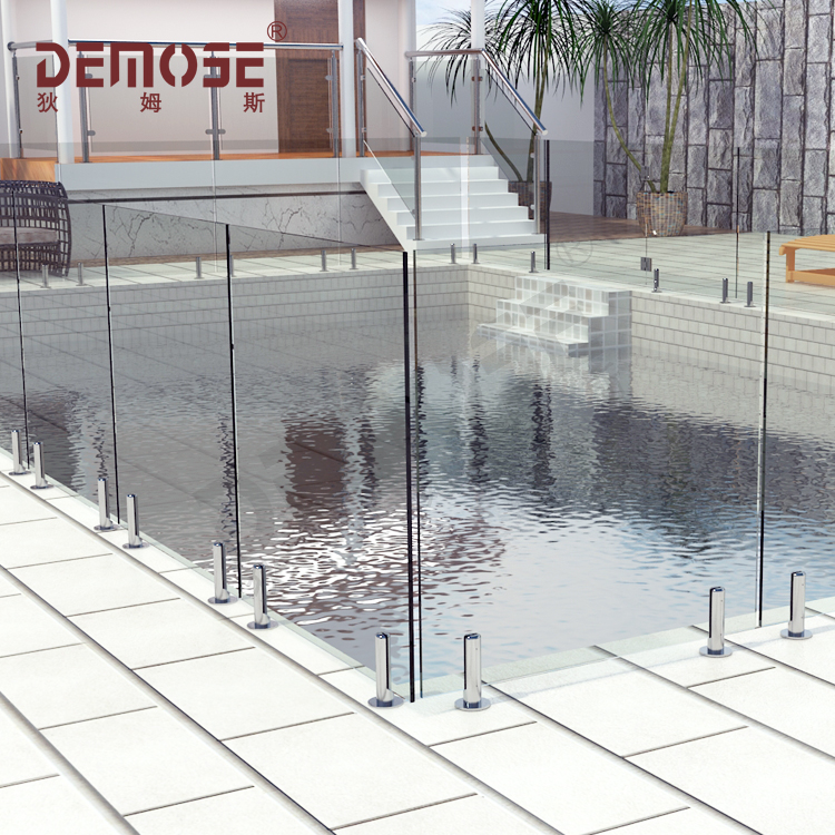 簡(jiǎn)約的泳池欄桿介紹——夏天，游泳吧！