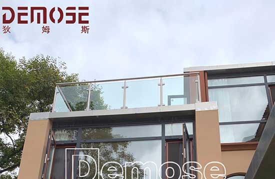 鋼化玻璃陽臺護欄 鋼化玻璃陽臺護欄
