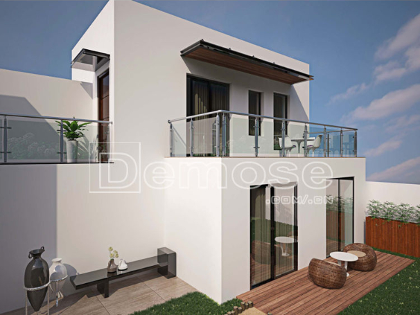 陽臺玻璃欄桿的價格比較和性價比分析