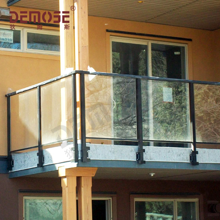 陽臺欄桿用什么材質的比較好