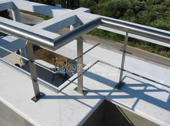 不銹鋼護(hù)欄