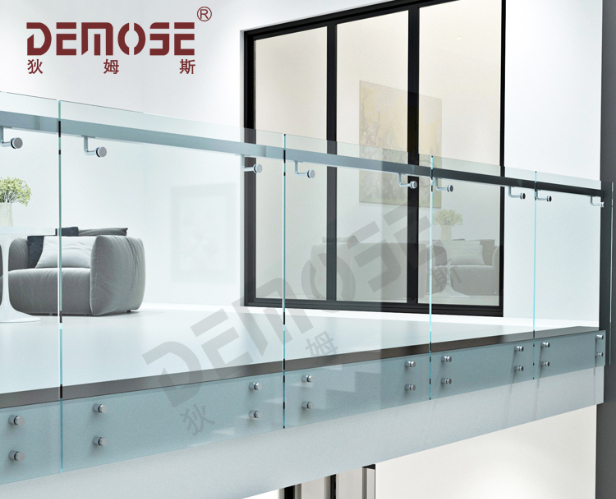 玻璃防護欄桿的設計風格有哪些選擇？