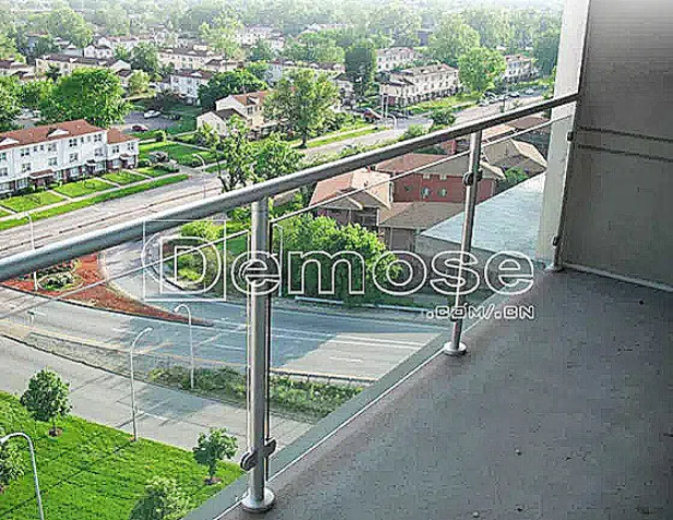 不銹鋼陽臺護欄材質的美觀與實用性