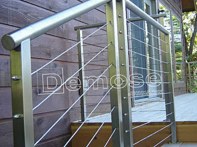 不銹鋼拉絲欄桿