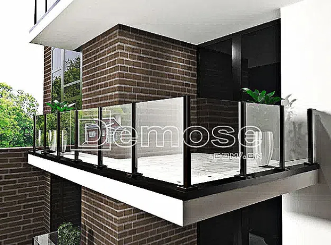 玻璃陽臺(tái)欄桿 玻璃陽臺(tái)欄桿